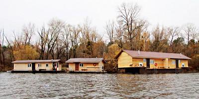 Спортивно-оздоровительный комплекс «Боксер» - бани на воде відгуки, лазня/сауна Киев Днепровский район Гидропарк, 800 метров от Венецианского моста, фото, адреса з картою проїзду.