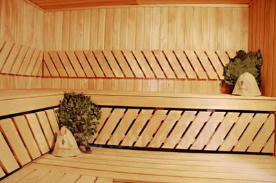 Спортивно-оздоровительный комплекс «Боксер» - бани на воде відгуки, лазня/сауна Киев Днепровский район Гидропарк, 800 метров от Венецианского моста, фото, адреса з картою проїзду.