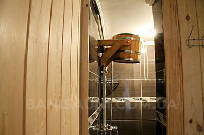 Спортивно-оздоровительный комплекс «Боксер» - бани на воде відгуки, лазня/сауна Киев Днепровский район Гидропарк, 800 метров от Венецианского моста, фото, адреса з картою проїзду.