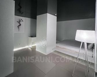 Сауна, лазня SpaBanny, Киев відгуки, фото, адреса - banisauni.com.ua SpaBanny відгуки, лазня/сауна Киев Шевченковский район ул. Костельная, 7, фото, адреса з картою проїзду.