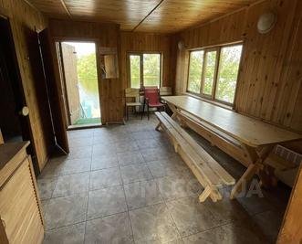 Баня на дровах «Причал» відгуки, лазня/сауна Киев Оболонский район пересечение ул. Героев Сталинграда и ул. Приречная спуск на залив Днепра рыболовно-спортивная база ИЗУМРУДНАЯ, фото, адреса з картою проїзду.